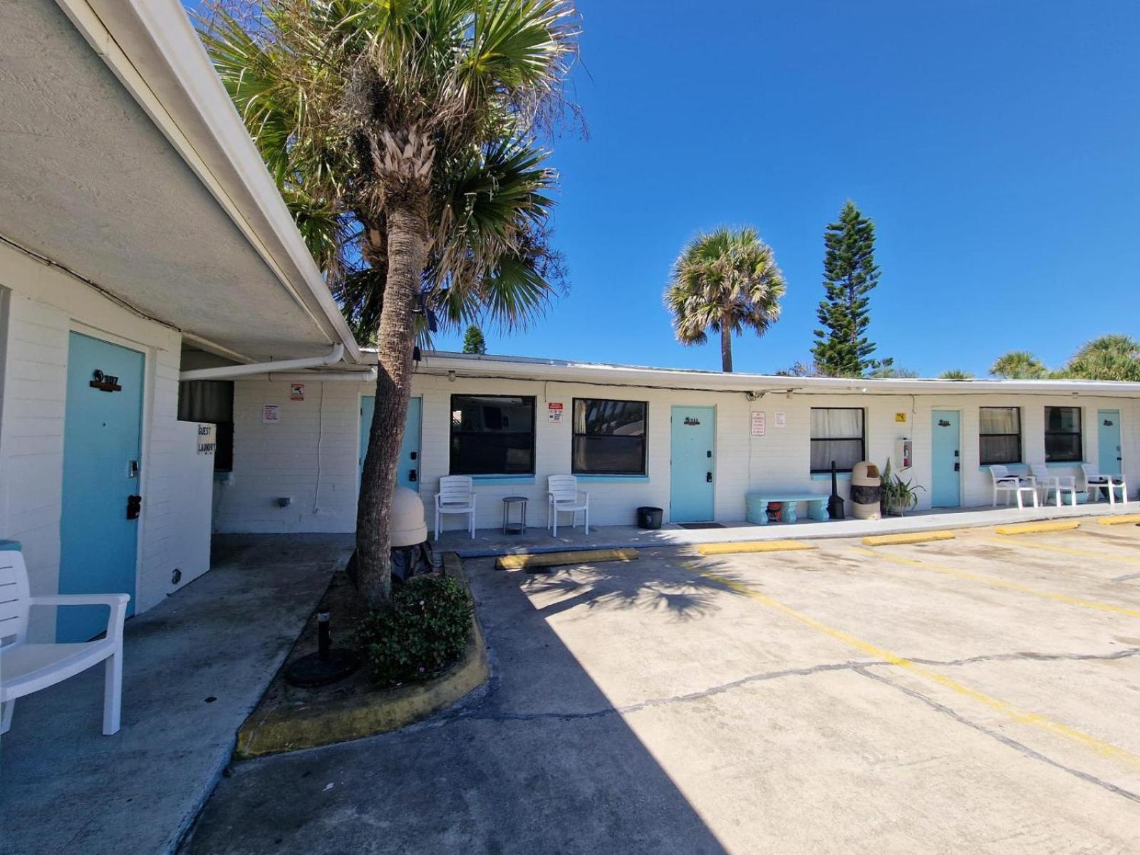 Ocean Holiday Motel Daytona Beach Buitenkant foto